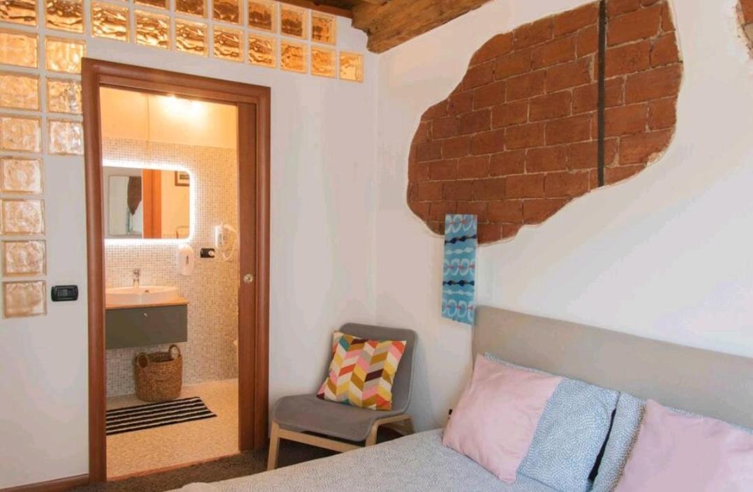 Bilocale Sforza Milano Centro !! Apartment Luaran gambar