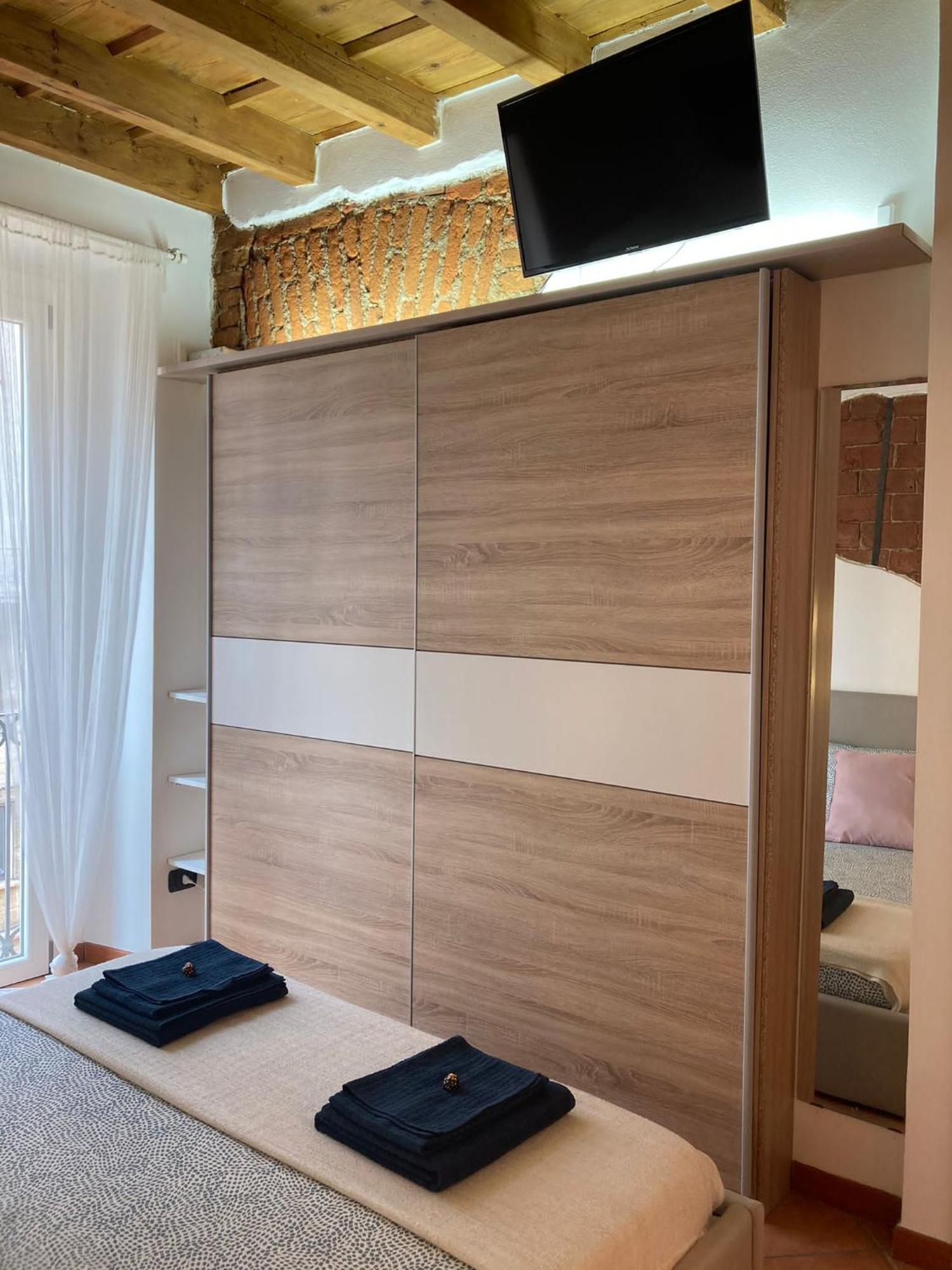 Bilocale Sforza Milano Centro !! Apartment Luaran gambar
